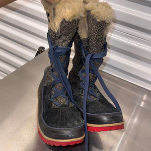 Sorel Winter Boots Black Red with Faux Fur Size 9.5
